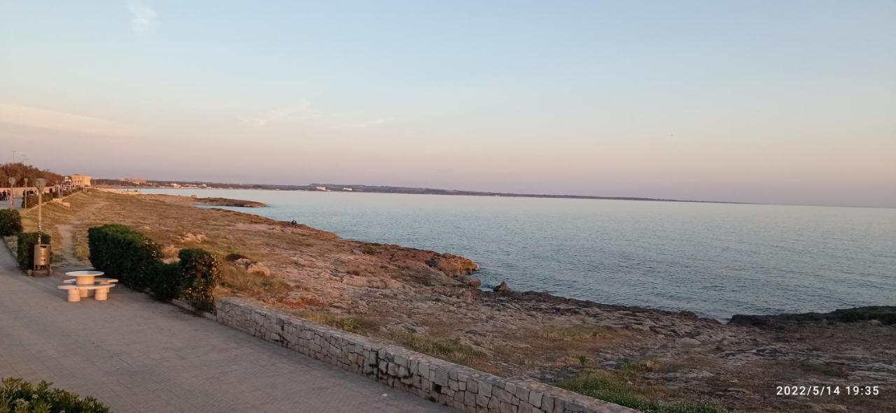 B&B Lungomare Galilei Gallipoli Luaran gambar